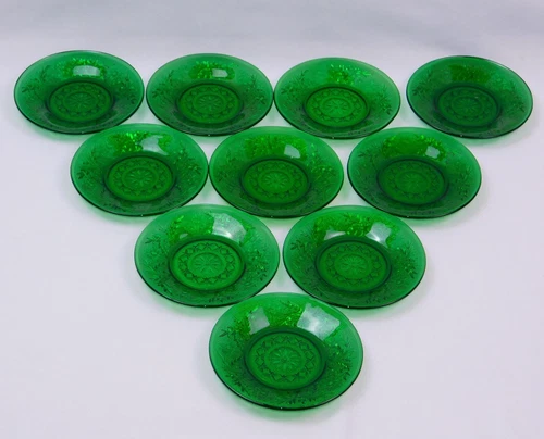 Vtg Set of 10 Anchor Hocking FOREST GREEN Sandwich Glass 4.5" Saucers