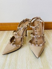VALENTINO GARAVANI studded pumps size 36 Valentino Garavani heel beige 23cm