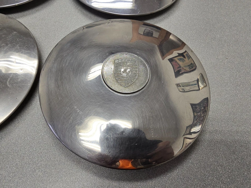 JUEGO DE TAPACUBOS CROMADOS USADOS PORSCHE 356C 356SC 911 912 914-6 CON TAPA CENTRAL NLA #44 Foto 3 de 4