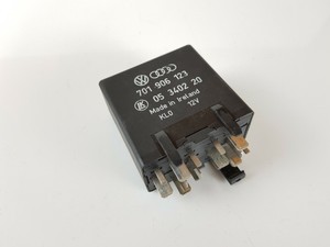 701906123 реле аналоги