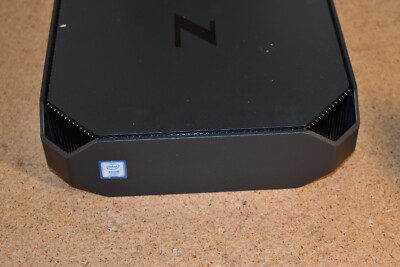ミニPC HP Z2 mini G3 xeon Nvidia Quadro p620 HP Z2 Mini G3 Workstation Xeon E3-1205v6 256GB SSD NVidia Quadro