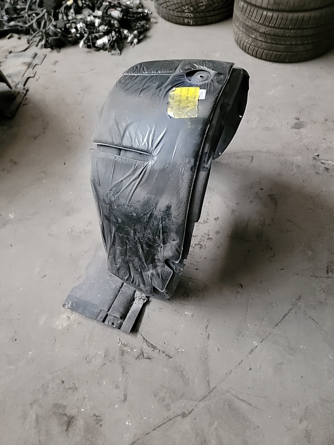 2011 Aston Martin DB9 Rear Driver Left Inner Quarter Wheel Well Liner Oem