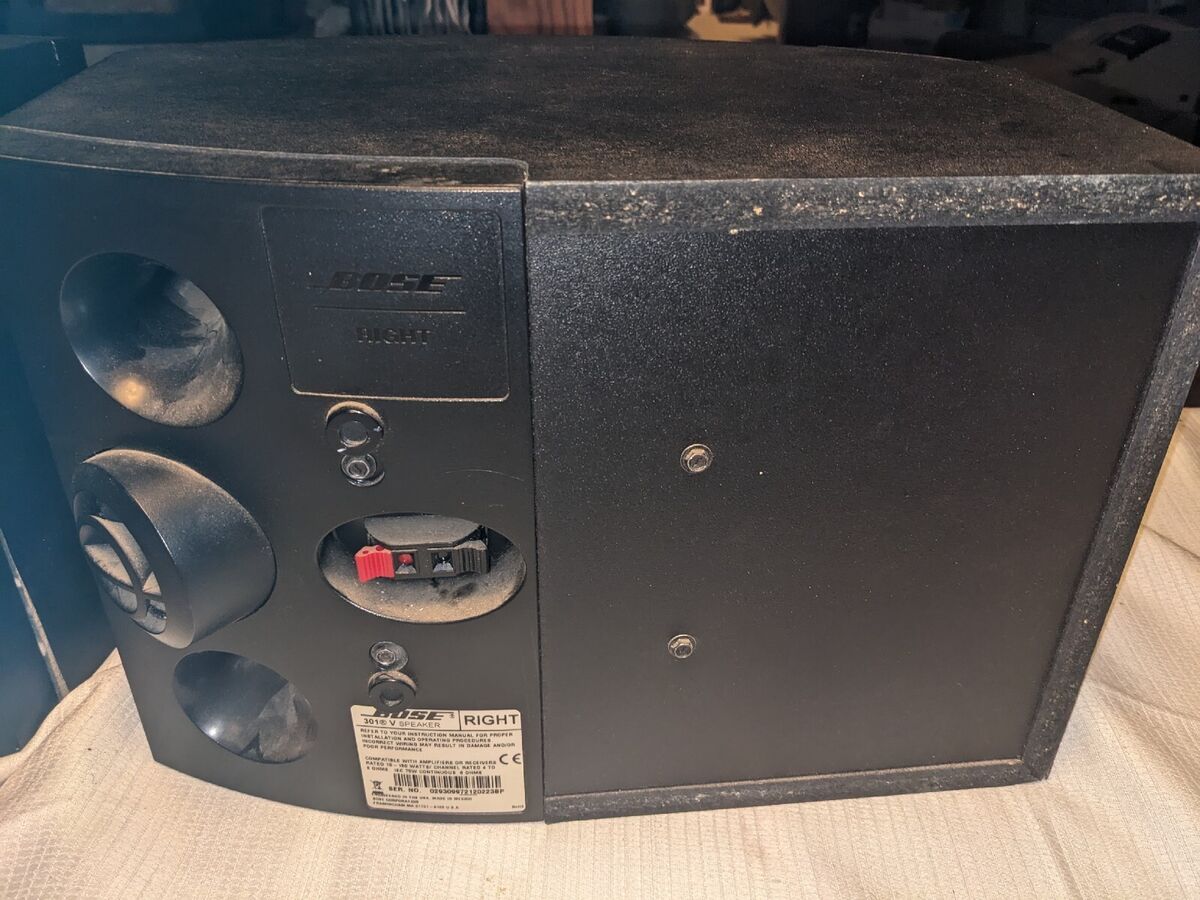Bose 301 Series V Direct/Reflecting Speaker System Pair Bose 301 Series V Direct/Reflecting Speaker System Pair