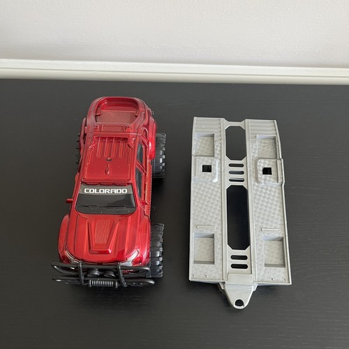 Action Forcez Chevrolet Colorado Truck And Trailer Friction Powered 1:32 - Picture 7 of 8