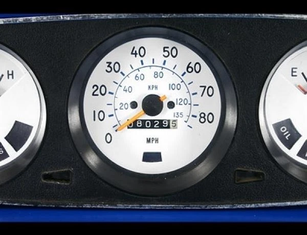 White Face Gauges for 1977-1980 Chevrolet Luv Pickup - Image 3 of 4