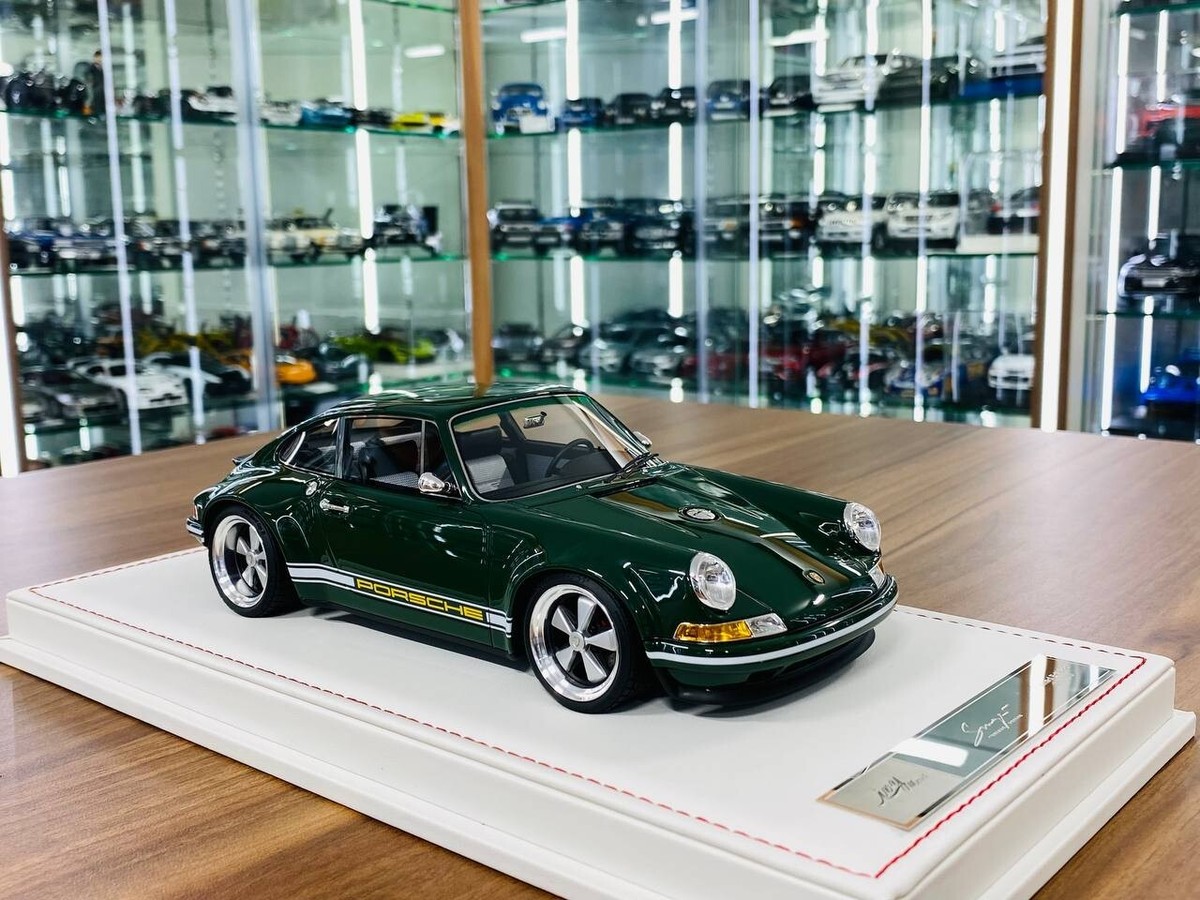 新品 1/18 IVY モデル ポルシェ singer 911 マルホランド 1/18 Ivy Merit Porsche 911 964 Singer (Titanium Silver with