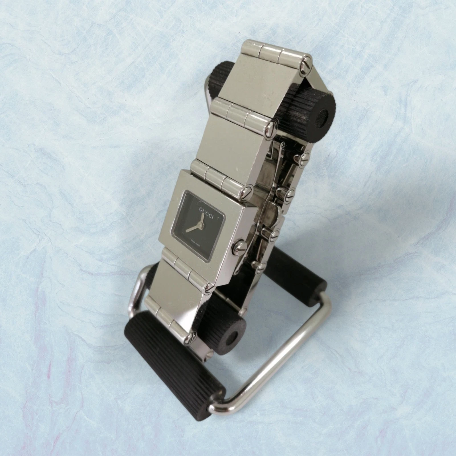 Montre Bracelet GUCCI 600L Quartz Authentique Fonctionne Femme 6832