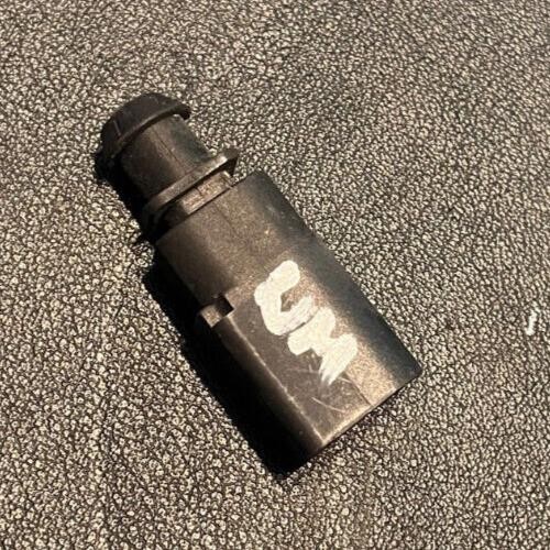 VW Golf IV 4 1J Flachsteckergehäuse mit Kontaktverriegelung 1J0973802