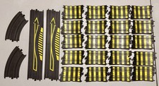 TYCO HO SLOT CAR TRACK  SQUEEZE TRANSITION CURVE  Lot of 24 Pieces