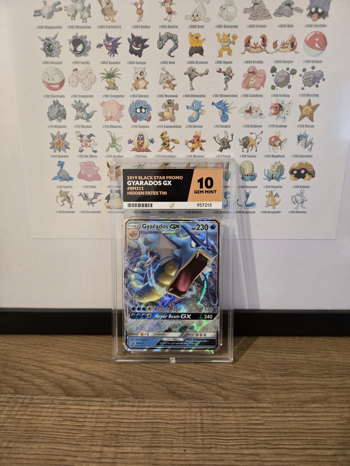 Pokemon TCG - Gyarados GX - SM212 Hidden Fates - Black Star Promo - PSA 10