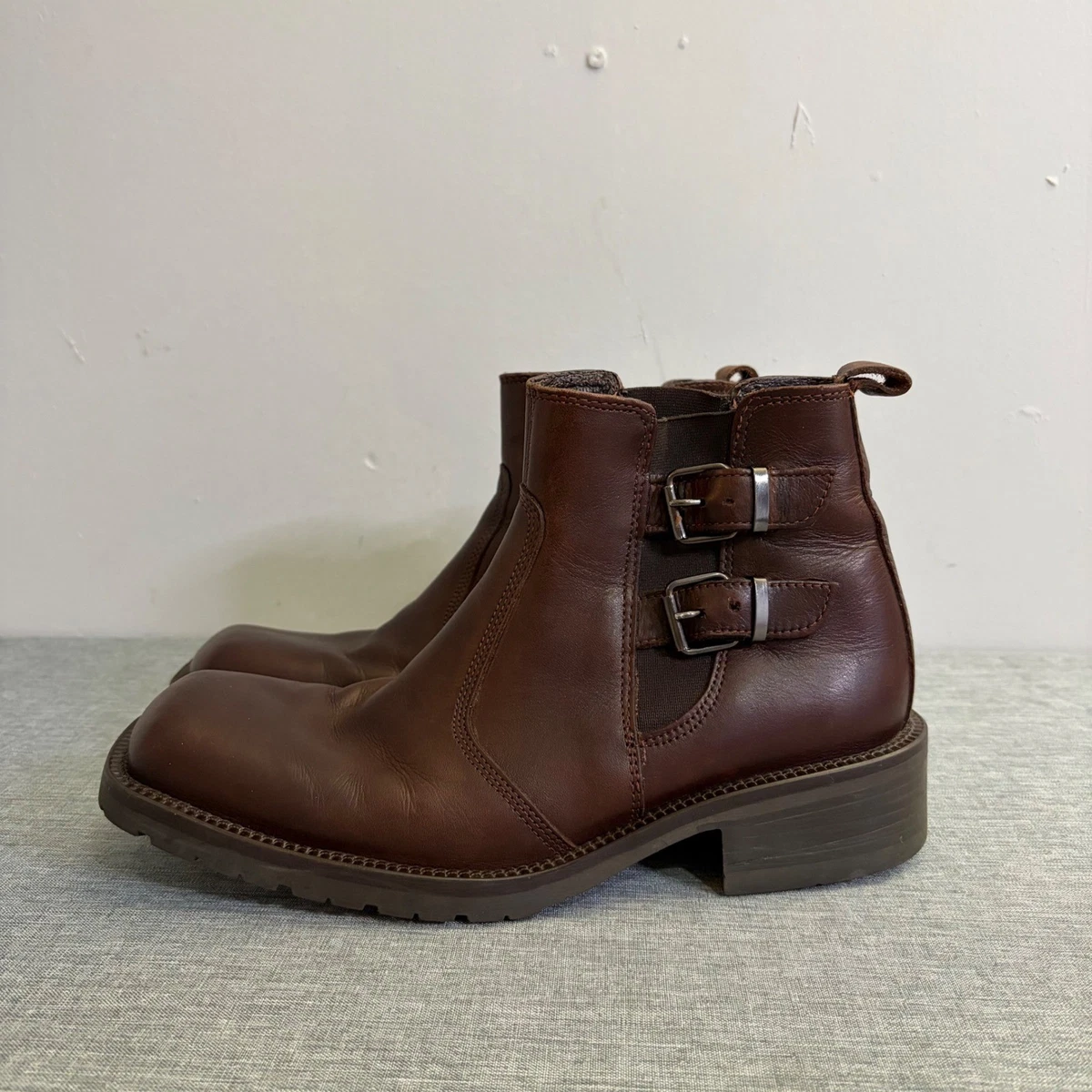 Kenneth Cole Reaction Leather Upper Brown Boots for Men for  display picture 2