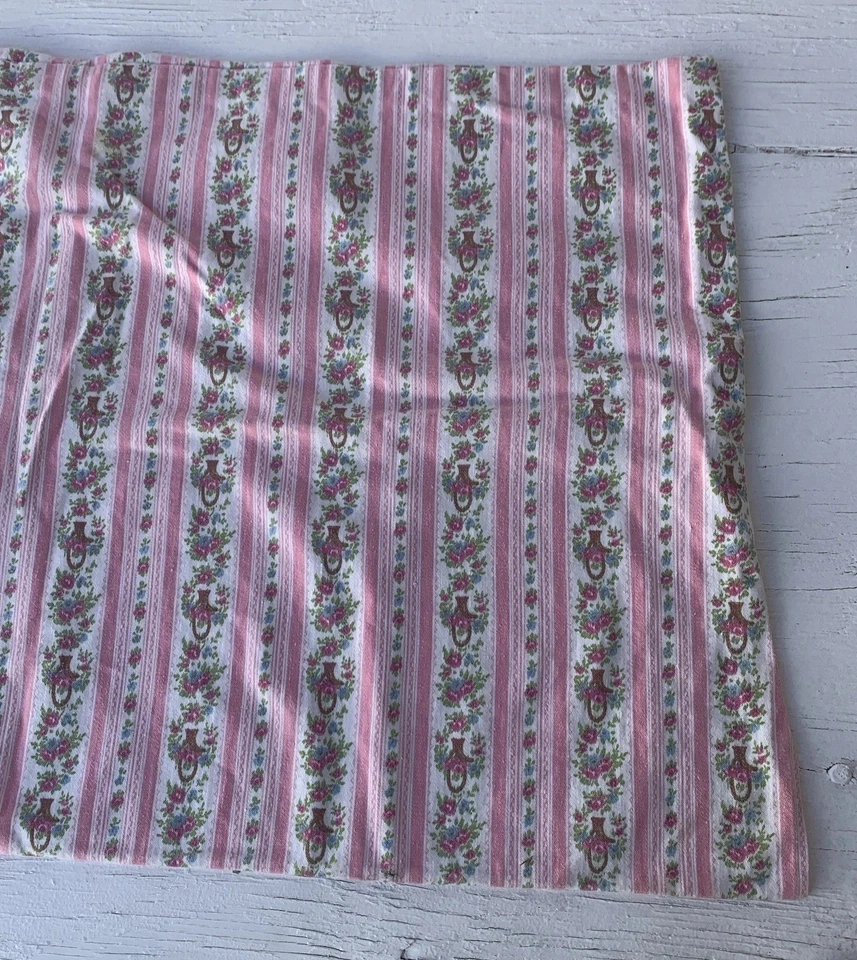 Funda de Almohada Casera Franela Rosa Rosas - Hecha a Mano, King Size Foto 4 de 4