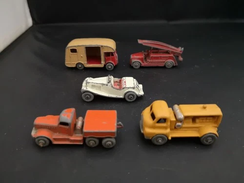 MATCHBOX LESNEY LOT OF FIVE MODELS INC PRIME MOVER --Y550