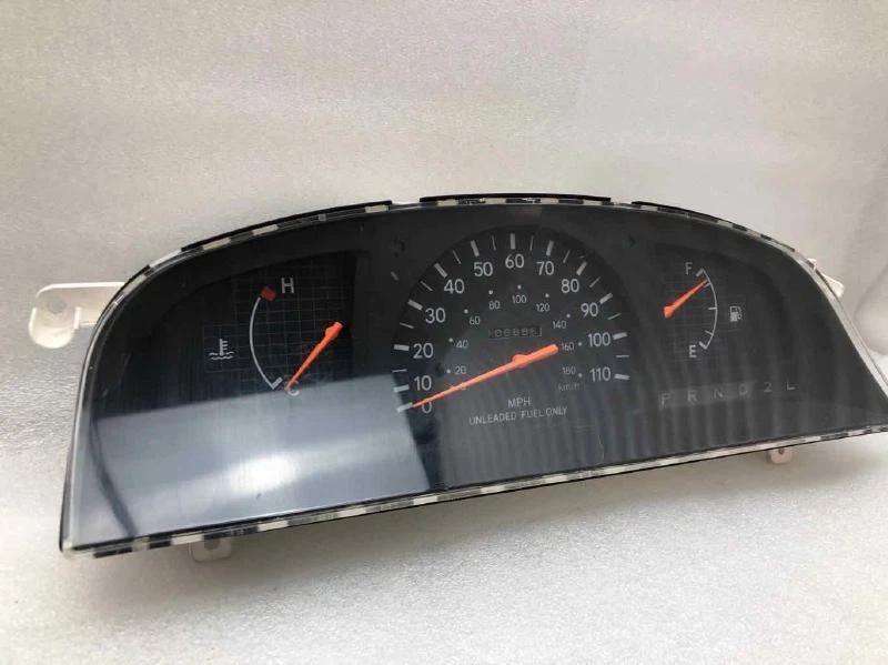 Velocímetro MPH Thru 5/97 sem cabeça de tacômetro serve apenas 95-97 Toyota TACOMA - Imagem 2 de 3