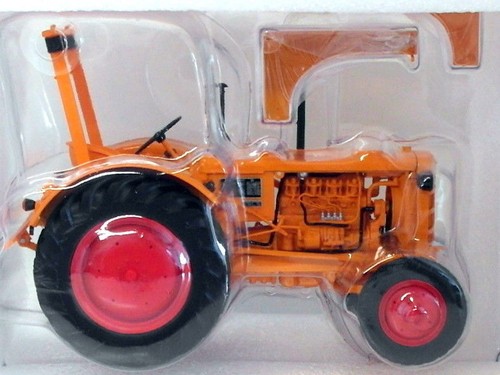 Minichamps 1/18 Scale 109 153072 - 1953 Hanomag R28 Traktor - Orange - 第 2/7 張圖片