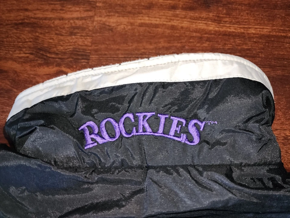 ВИНТАЖНЫЙ COLUMBIA MLB COLORADO ROCKIES ДВУСТОРОННЯЯ КУРТКА СРЕДНИЙ, ОН ИМЕЕТ ЖЕЛТЫЕ ПЯТНА  - Изображение 4 из 4