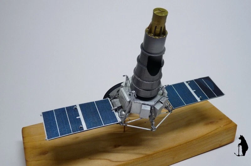 L'Arsenal Models 1/24 NASA-JPL 1965 RANGER 8 LUNAR PROBE 3D Printed & PE Model - Image 3 of 4