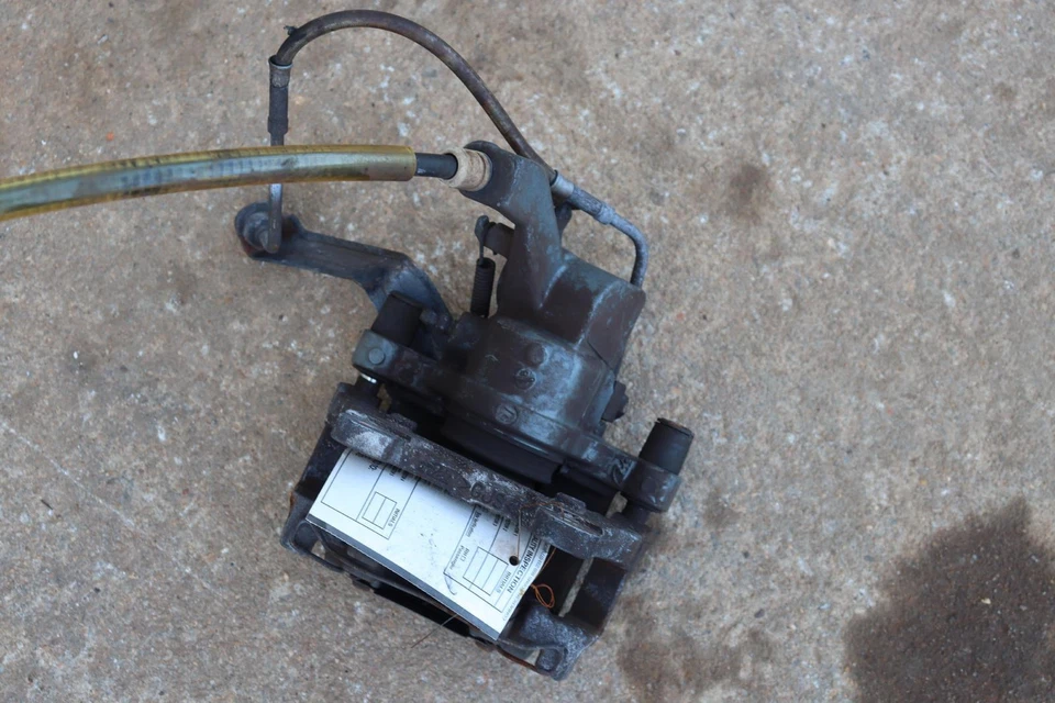 2010-2015 JAGUAR XJ XKR XF REAR LEFT DRIVER SIDE BRAKE CALIPER W/ HOSE OEM - Image 3 of 4