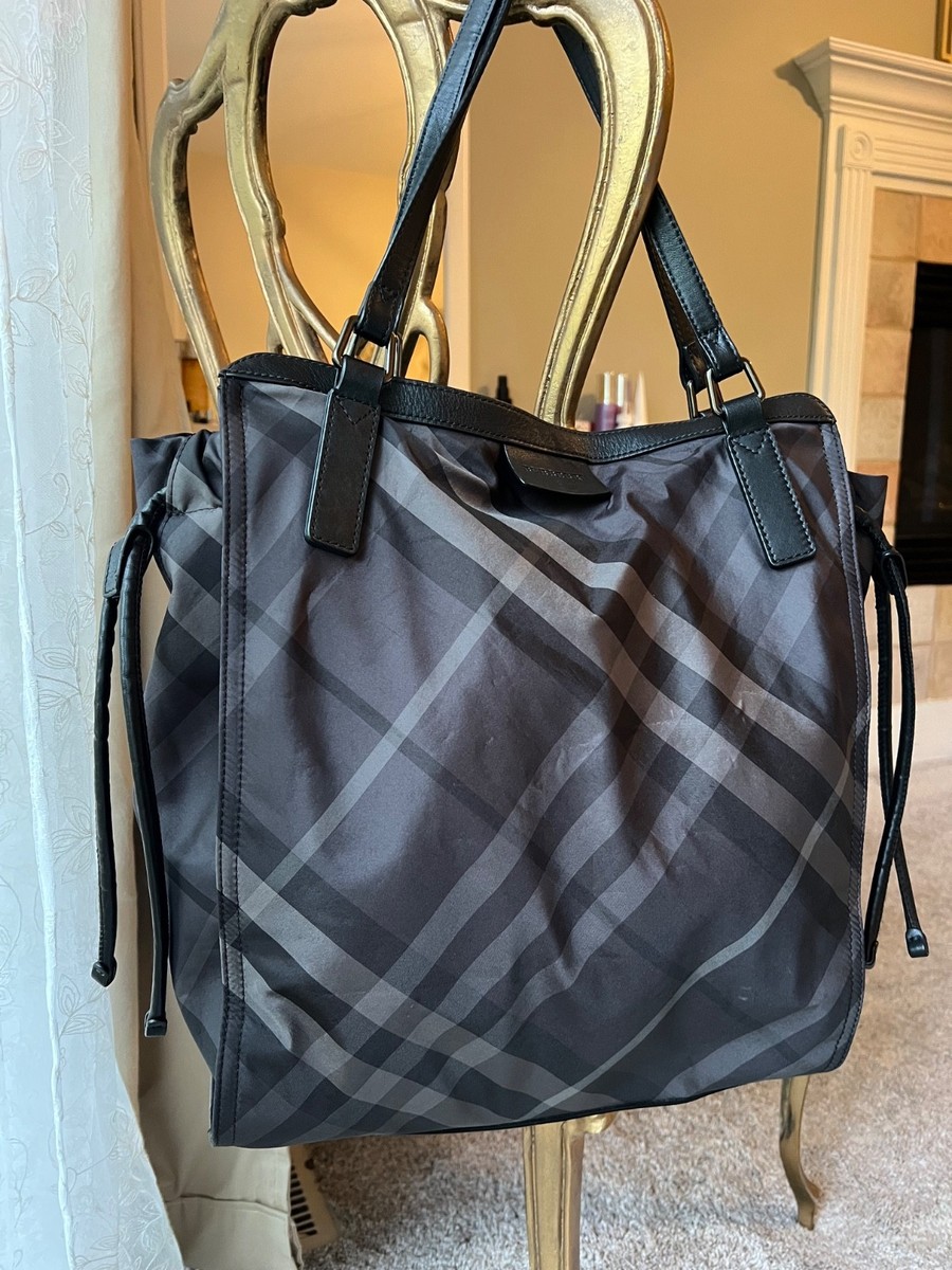 BURBERRY Black/Grey Nylon Buck Leigh Packable Tote Bag | eBay