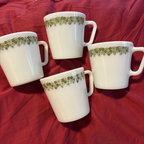 Set Of 4 Vintage Pyrex Crazy Daisy Spring Blossom Coffee Cups Mugs 1410