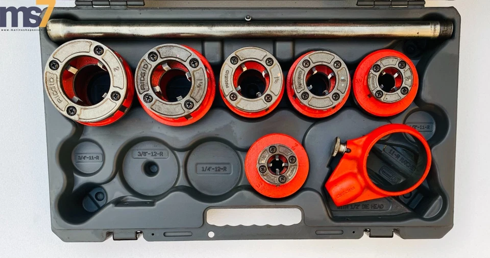 RIDGID MANUAL RATCHET PIPE THREADER SET 1/2" TO 2" WITH ACCESSORIES AS SHOWN - Image 2 of 4