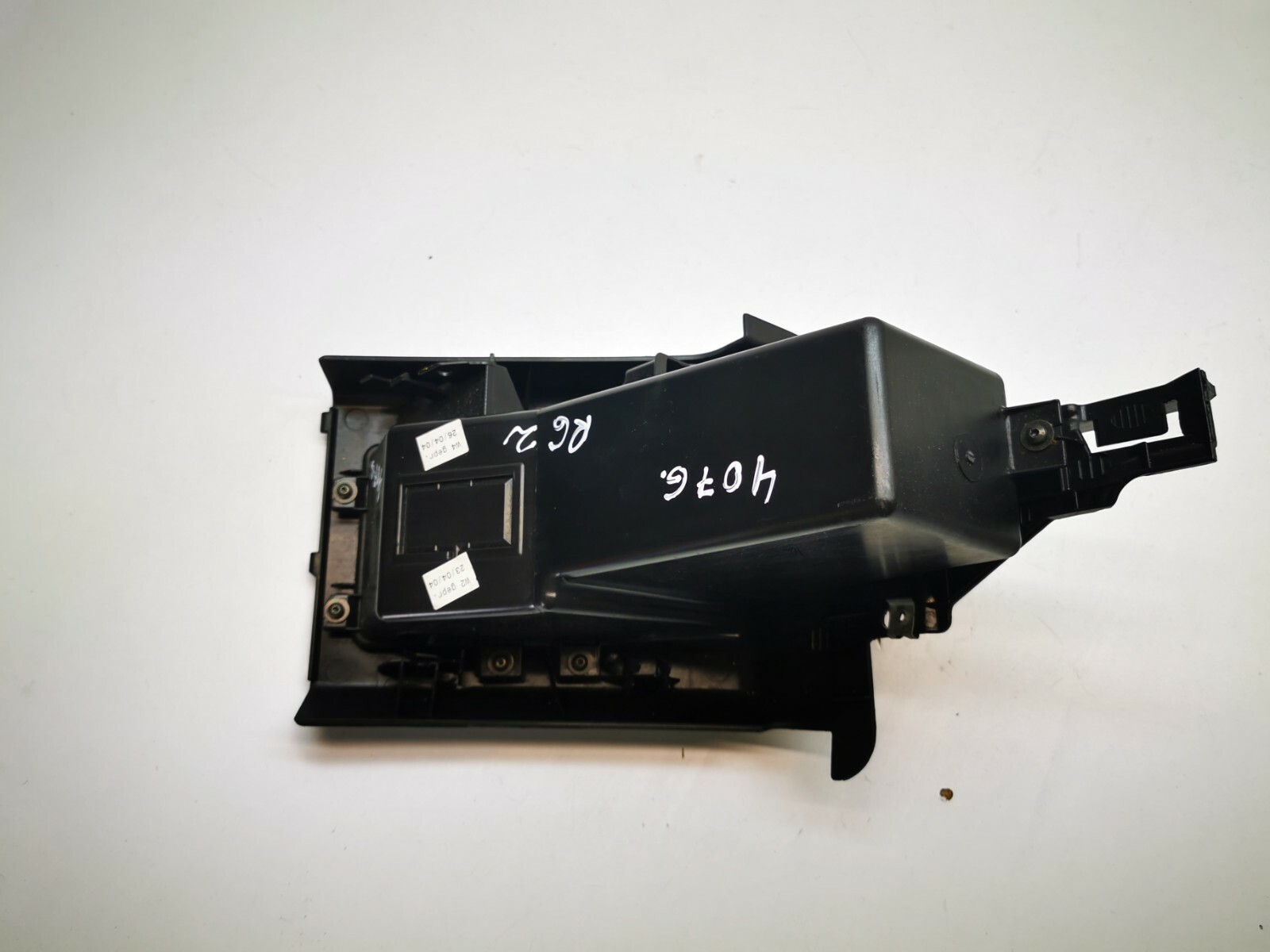 LAND RANGE ROVER III L322 2003 / 0209 FRONT GLOVE BOX / COVER 51.45