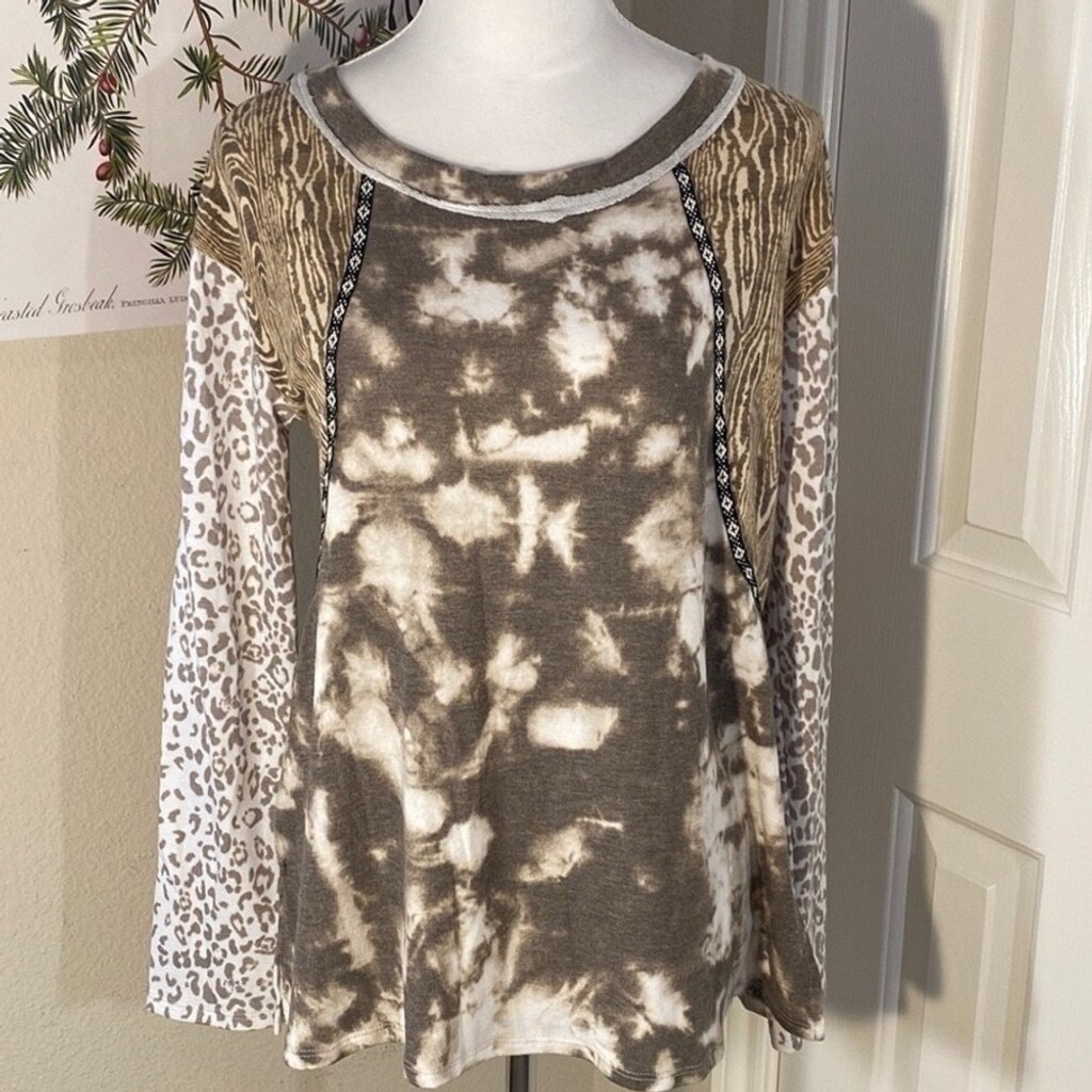 BUCKETLIST Scoop Knock Patchwork Patterned Long S… - image 2