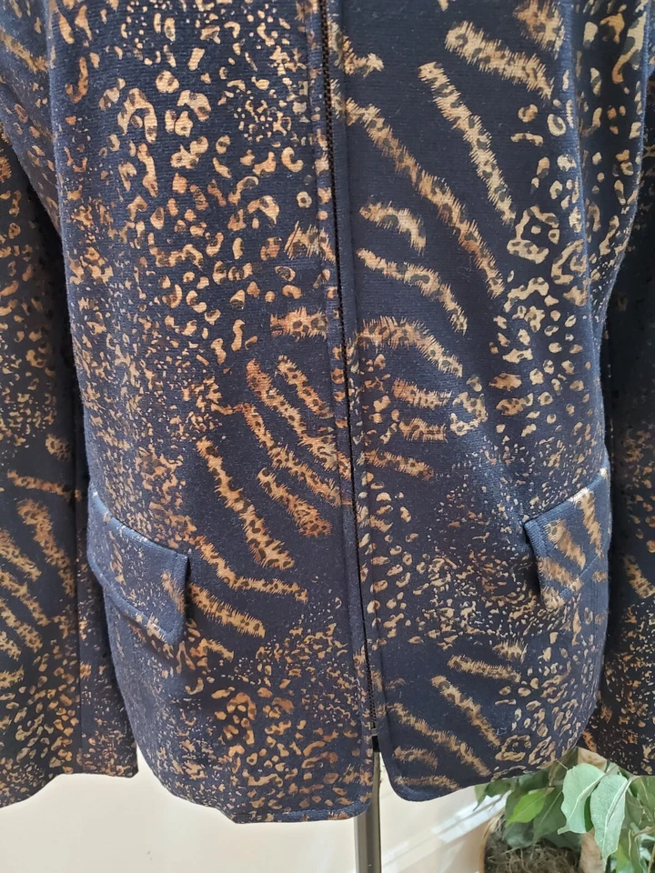 Alfred Dunner Navy Metallic Gold Mandarin Long Sleeve Full Zip Jacket Size 16 - Image 3 of 4