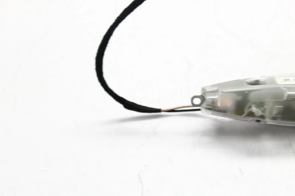 BMW 750i 750Li E66 2006-2008 techo superior antena aleta de tiburón módulo interior P 8472 Foto 3 de 4