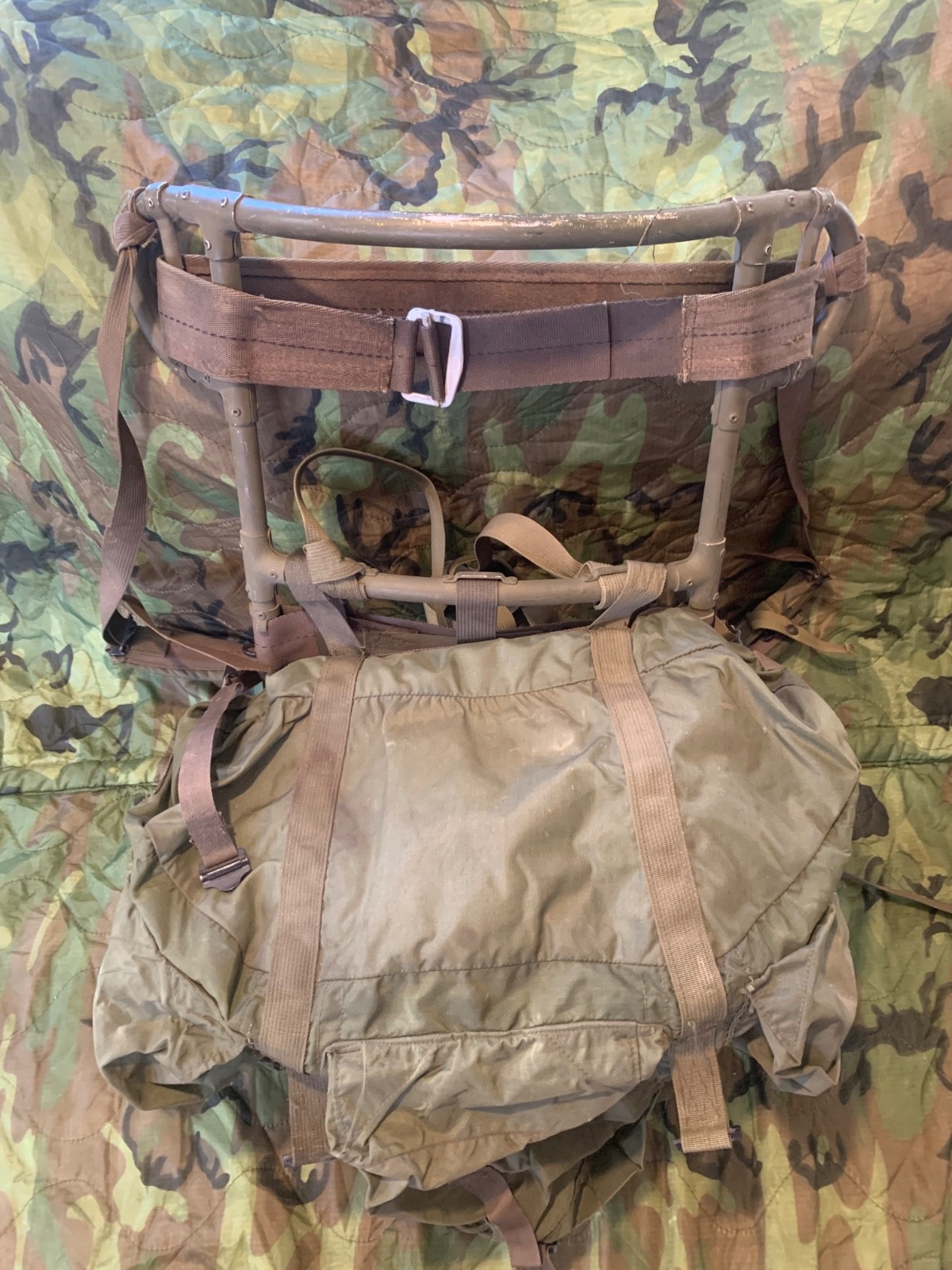 Vietnam P68 Lightweight Rucksack 1968 Dated. Complete 