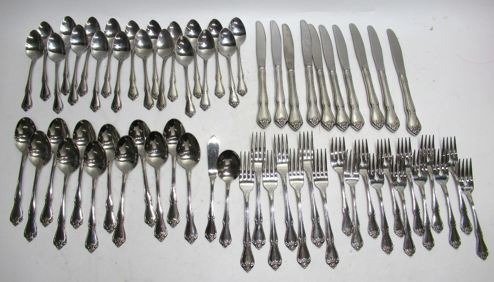 63 Pieces Oneida USA Arbor Rose True Rose Stainless Flatware