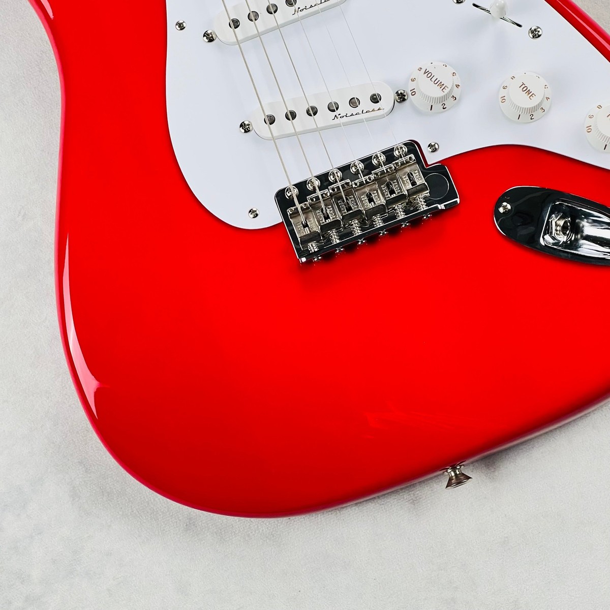 Fender Eric Clapton Signature Stratocaster 2022 - Torino Red | eBay