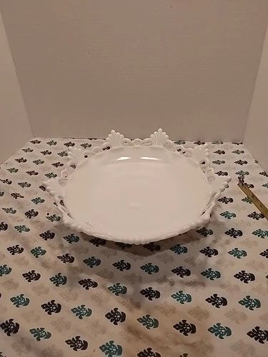 Westmoreland White Milk glass Pedestal Fruit Bowl 10 1/2"wide Ring & Petal Lace