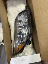 New Headlight Lamp Passenger Right Side Chevy RH Hand Malibu GM2503362C -3159000