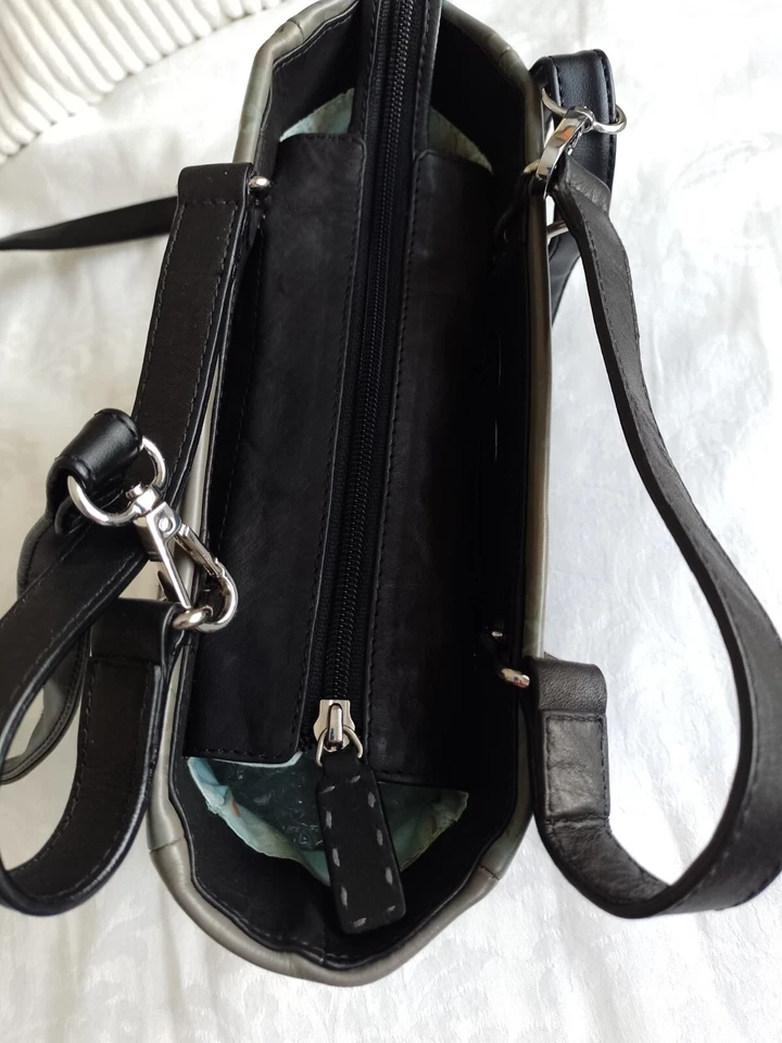 Radley black 'quilted' all leather grab bag Floral print at top edge - Image 4 of 4