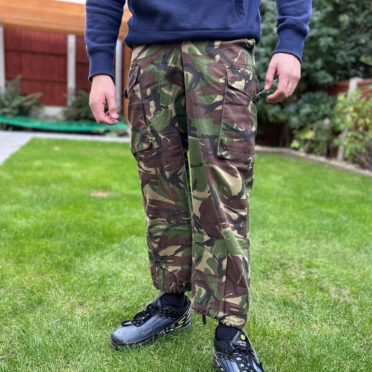 Camo green shop trousers