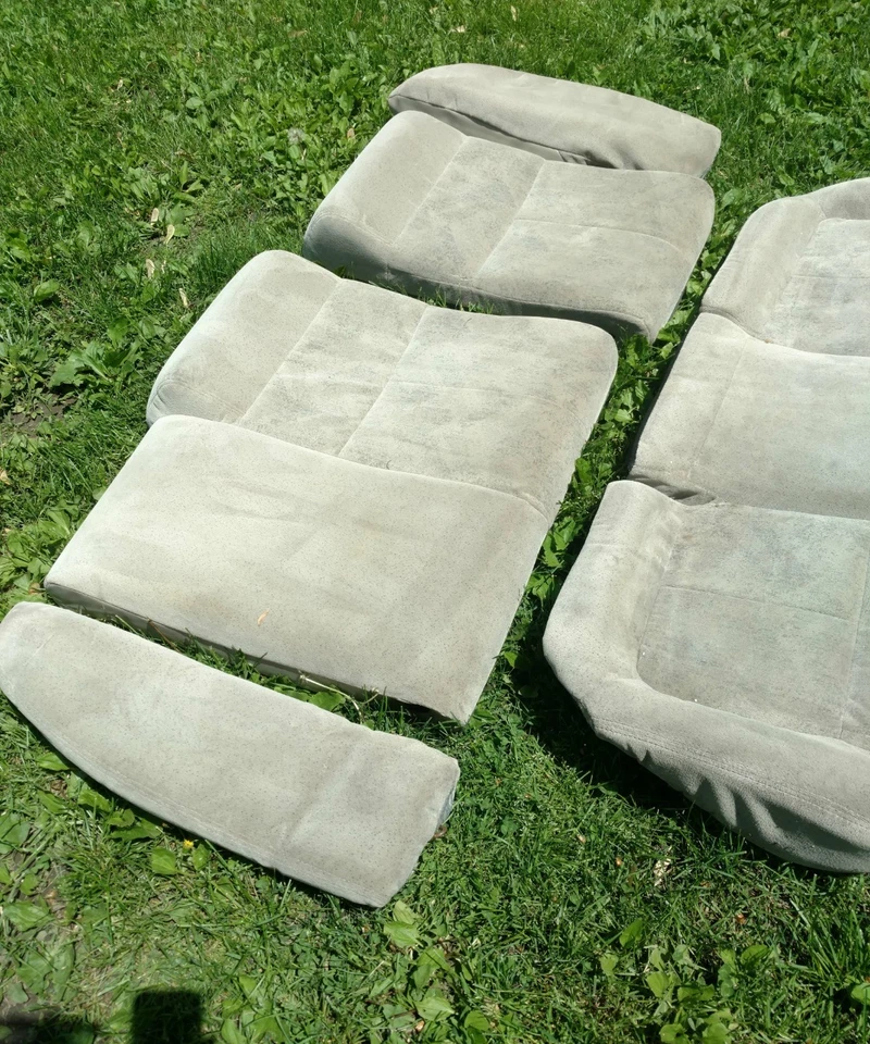 Oldsmobile Alero 1999 asiento trasero completo asiento trasero beige excelente estado Foto 4 de 4