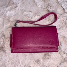 Hot Pink Wristlet Wallet 💖 6 X 3 Holds Cell Phone ID Credit Cards Debit Cards
