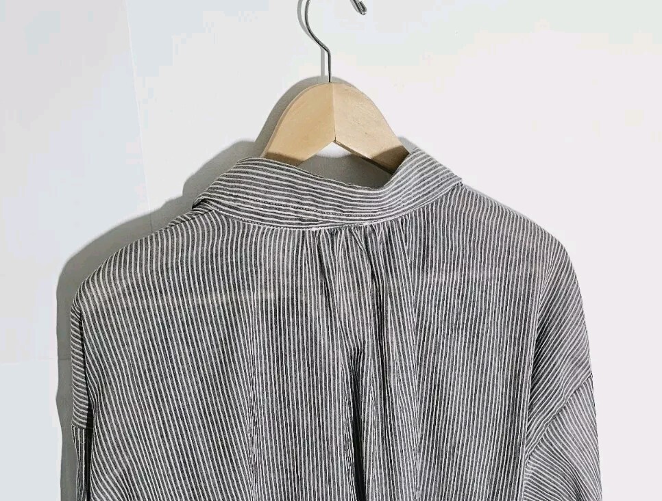 Easel Collared Button Closure Oversized Striped P… - image 6