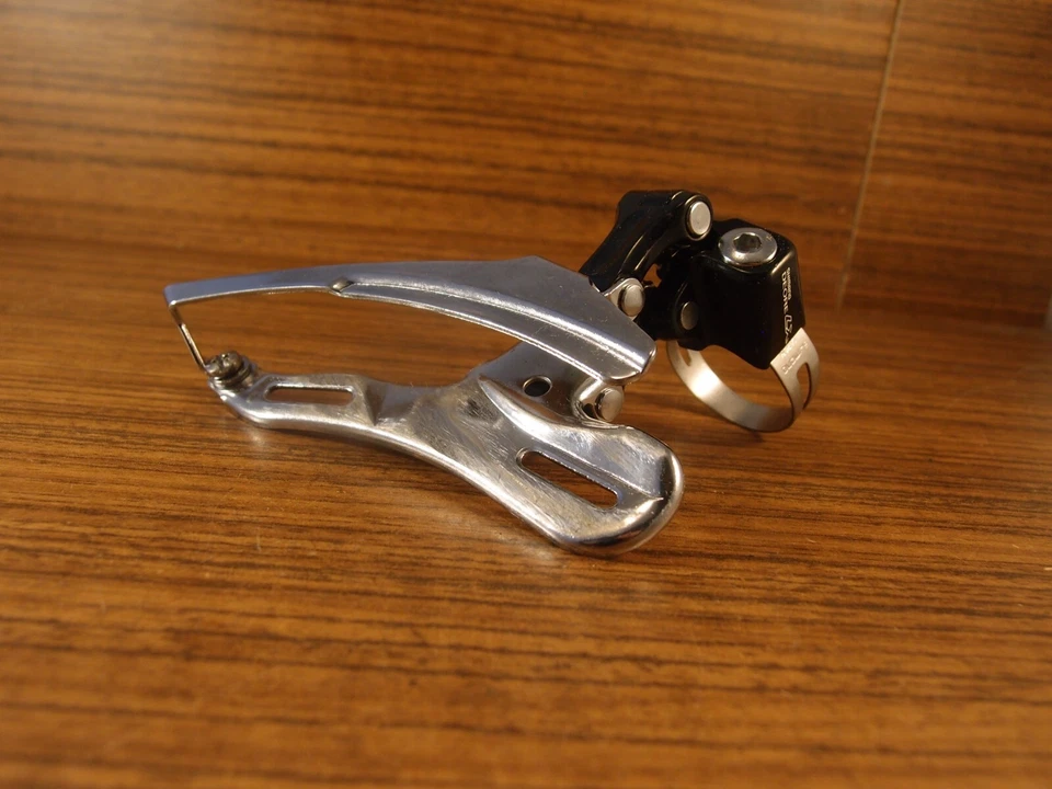 Desviador delantero MTB Shimano Deore LX FD-M560 1993 vía Japón tracción inferior 31,8 mm Foto 2 de 4