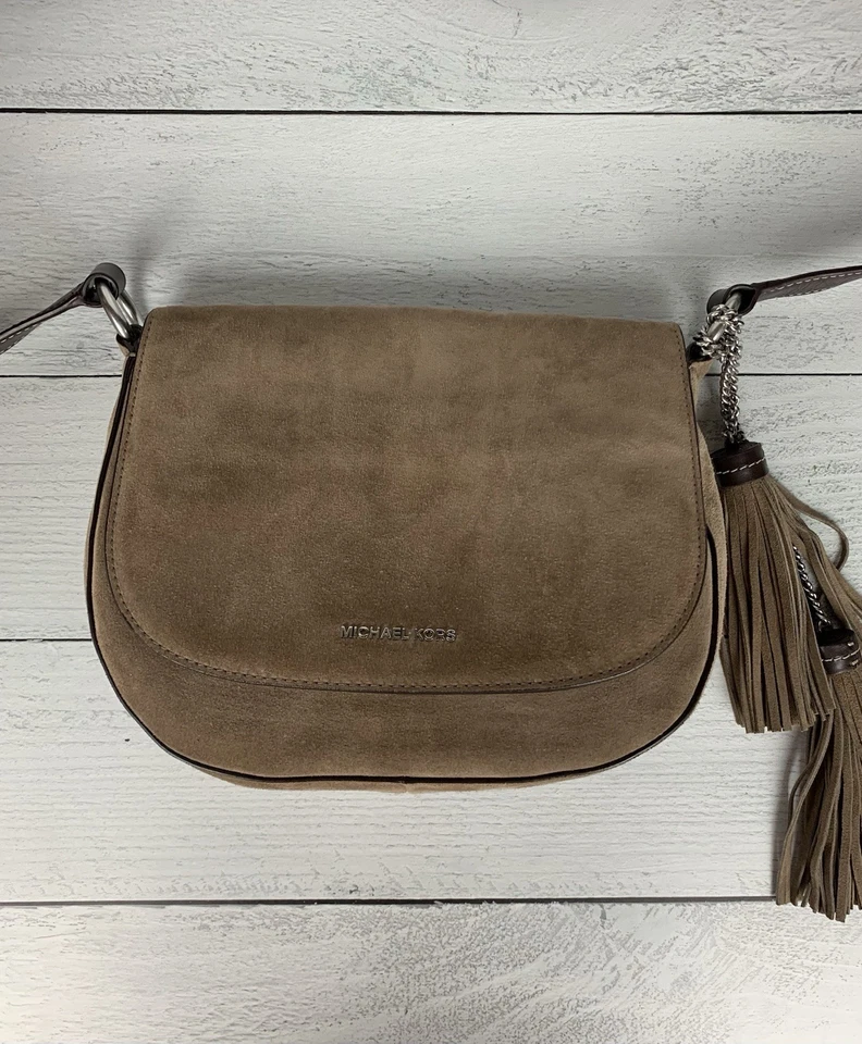 Bolso Bandolera Michael Kors Para Mujer Elyse Saddle Cuero Marrón Dune Gamuza Cartera Foto 4 de 4