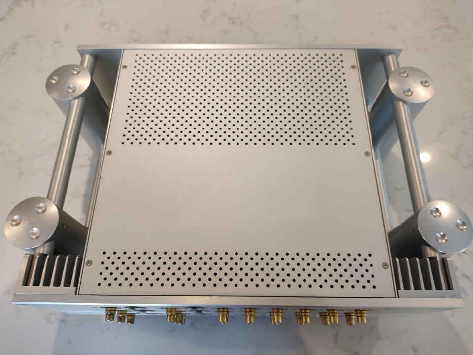Préamplificateur Chord CPA4000