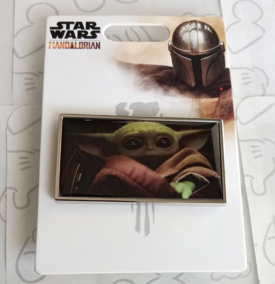 Grogu Portrait Star Wars Mandalorian 2020 Disney Pin 139414
