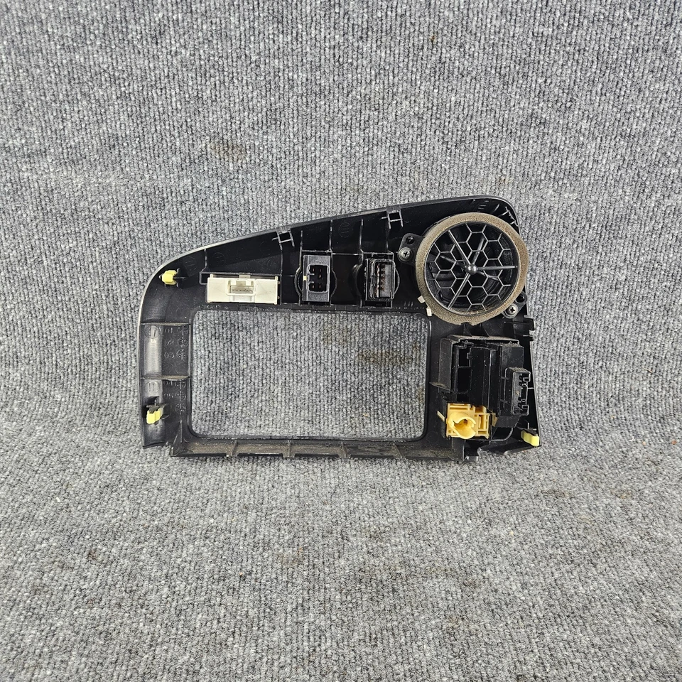 Toyota Matrix/Pontiac Vibe 2003-2008 tablero central radio bisel moldura OEM Foto 4 de 4