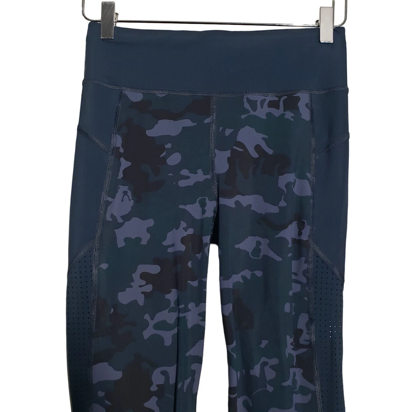 sweaty-betty camo zero gravity gym yoga workout leggings