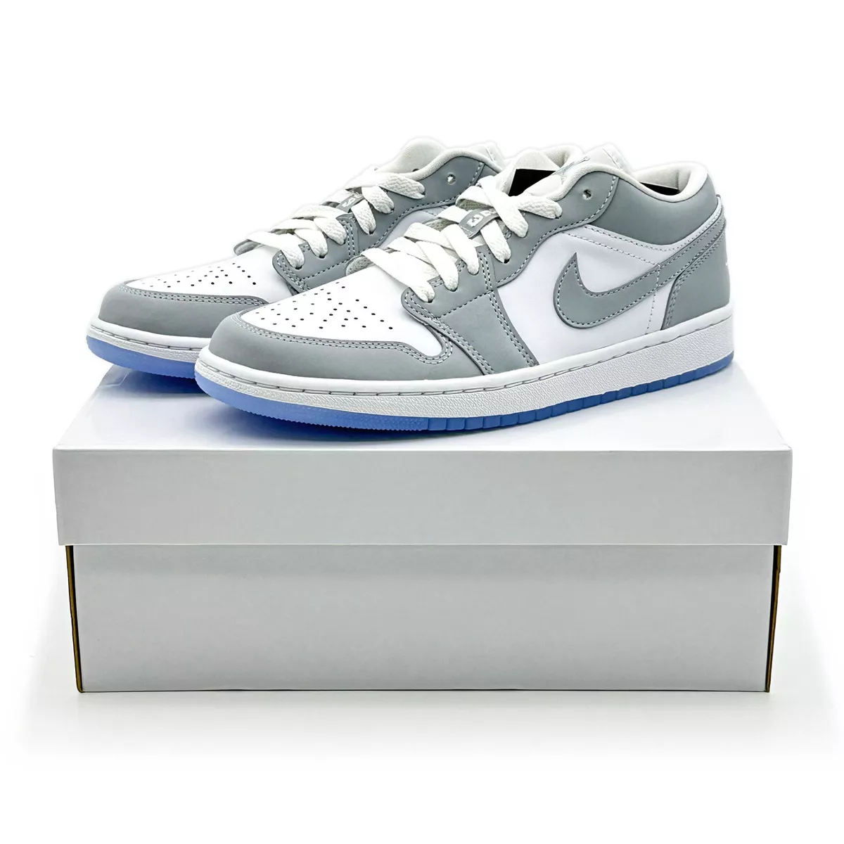 DC0774-105 Nike Air Jordan 1 Low Wolf Grey Aluminium (Women's)