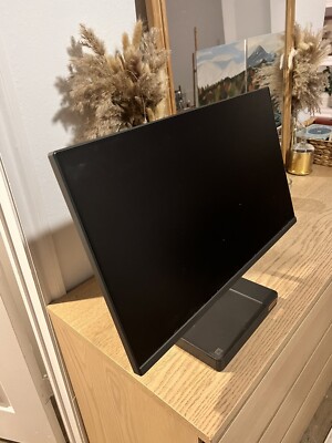 Lenovo IdeaCentre AIO 5 24IOB6 23.8'' (256GB SSD, Intel Core i5-10400T, 2GHz,...