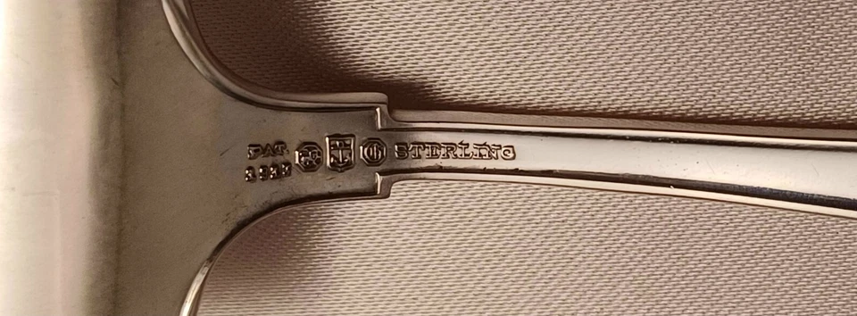 Tenedor de carne fría Etruscan by Gorham Sterling-7" Foto 3 de 3