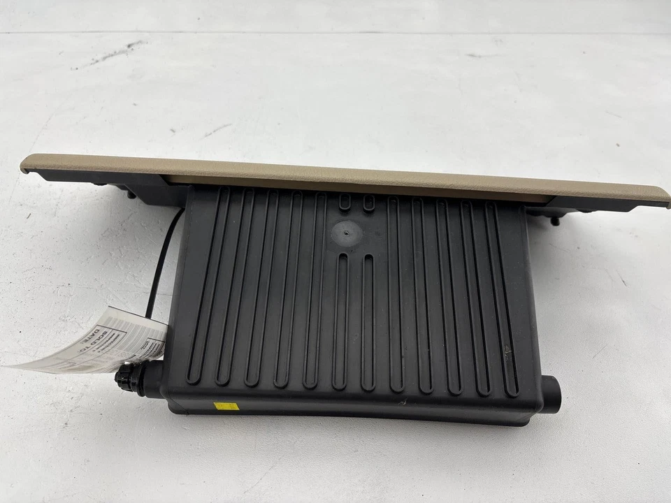 Оригинальный отсек для перчаточного ящика 2006-2007 Saturn Vue - Изображение 4 из 4