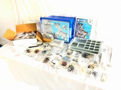 Pitsco TETRIX Robotics | Robot STEM Education Base Set 570 Pieces 73914